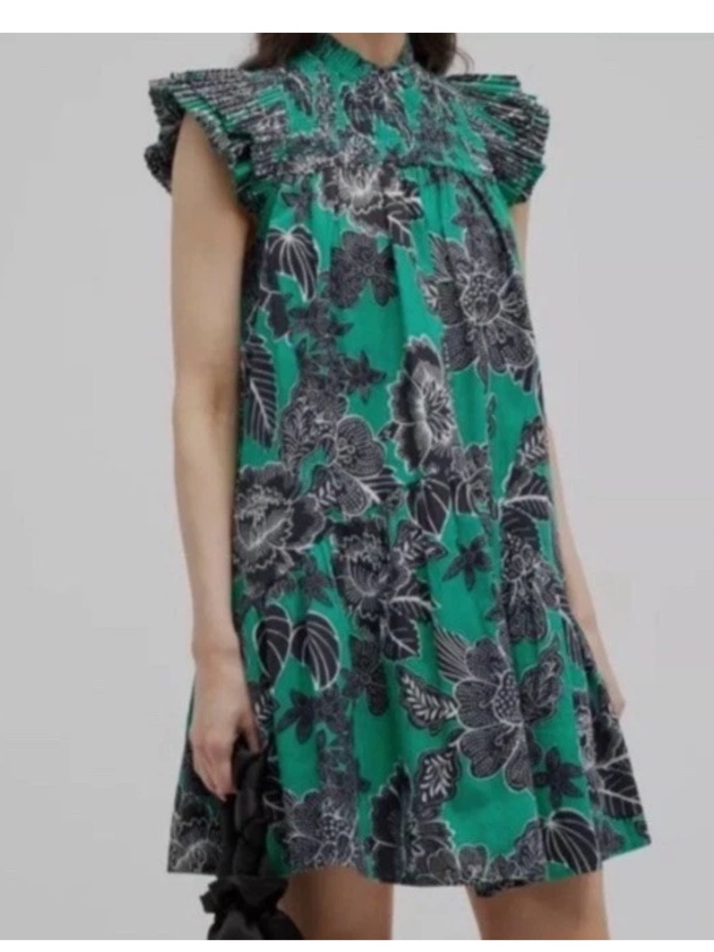Love The Label Pleated Smocked Green And Black Print A-line Dress Size L